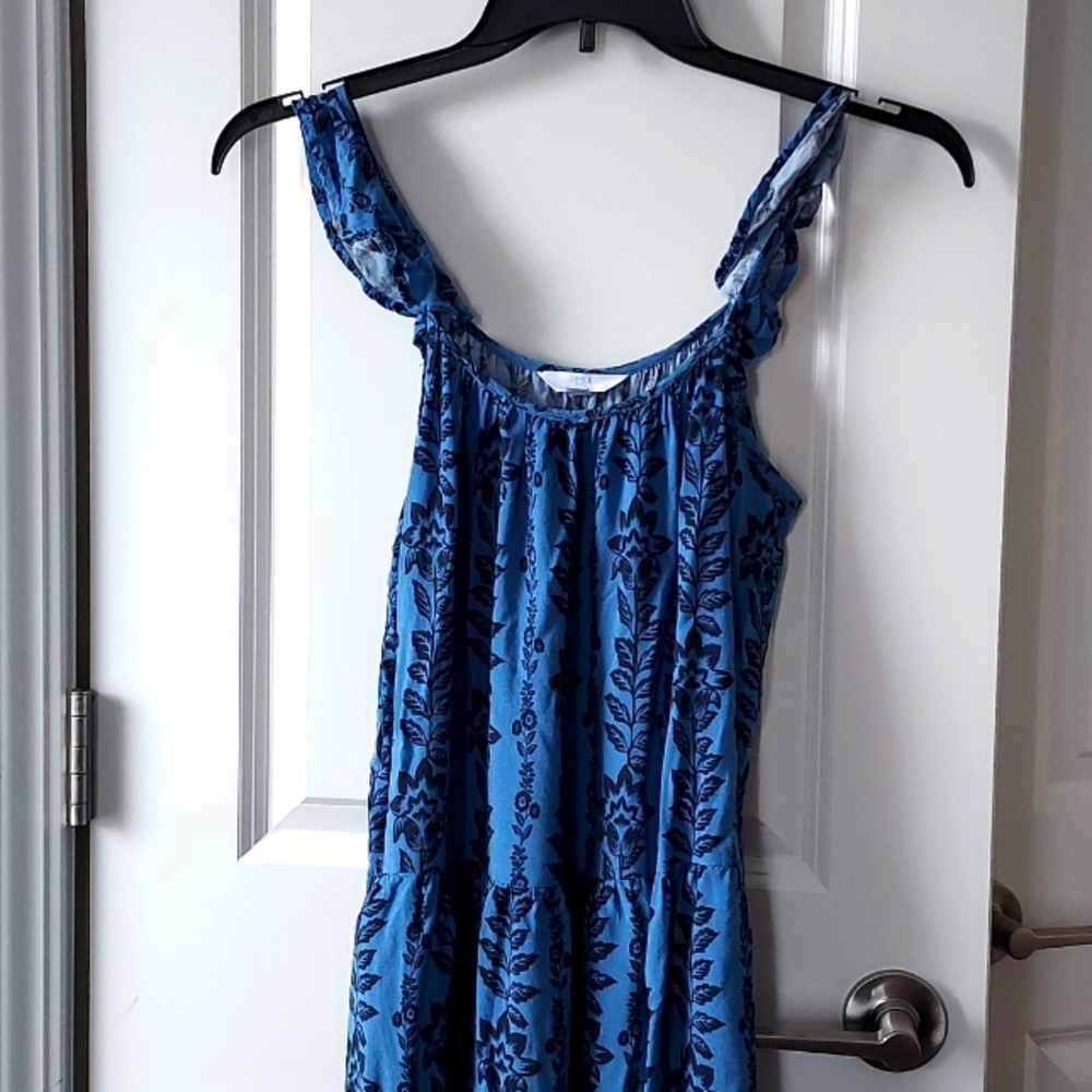 Time & Tru sleeveless midi dress medium blue black